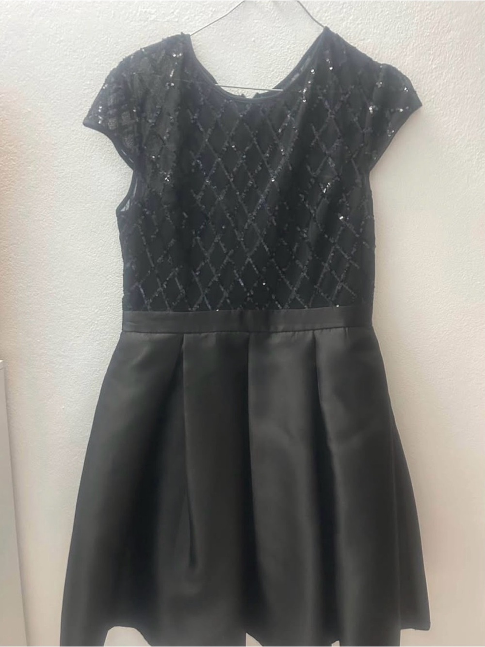 Women’s Black Sequin Bodice Party Dress